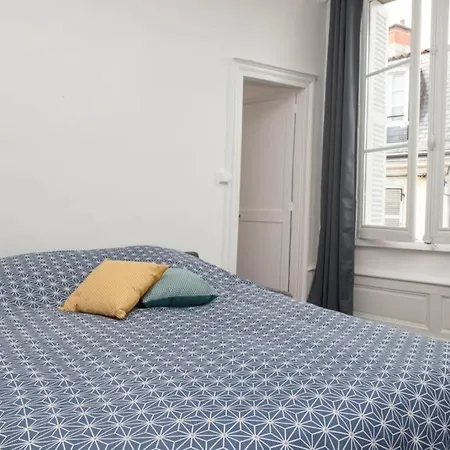 Le Karijini - Hyper Centre, Apartment *